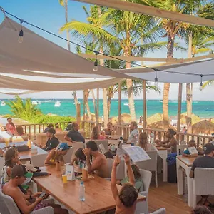Vacation With Rooftop Pool, Spa, Restaurants - Playa Los Corales Hotel